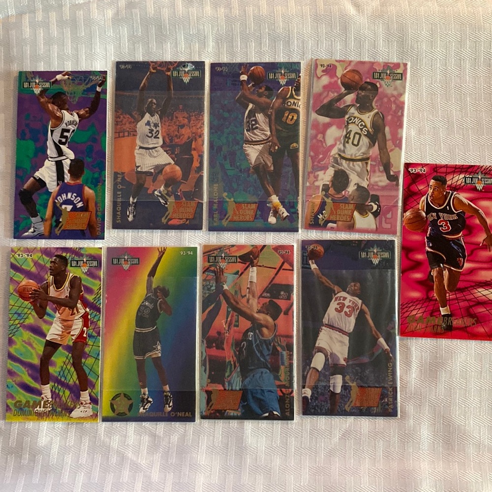 18 Various Vintage NBA trading cards near mint to mint condition 1993/94 season